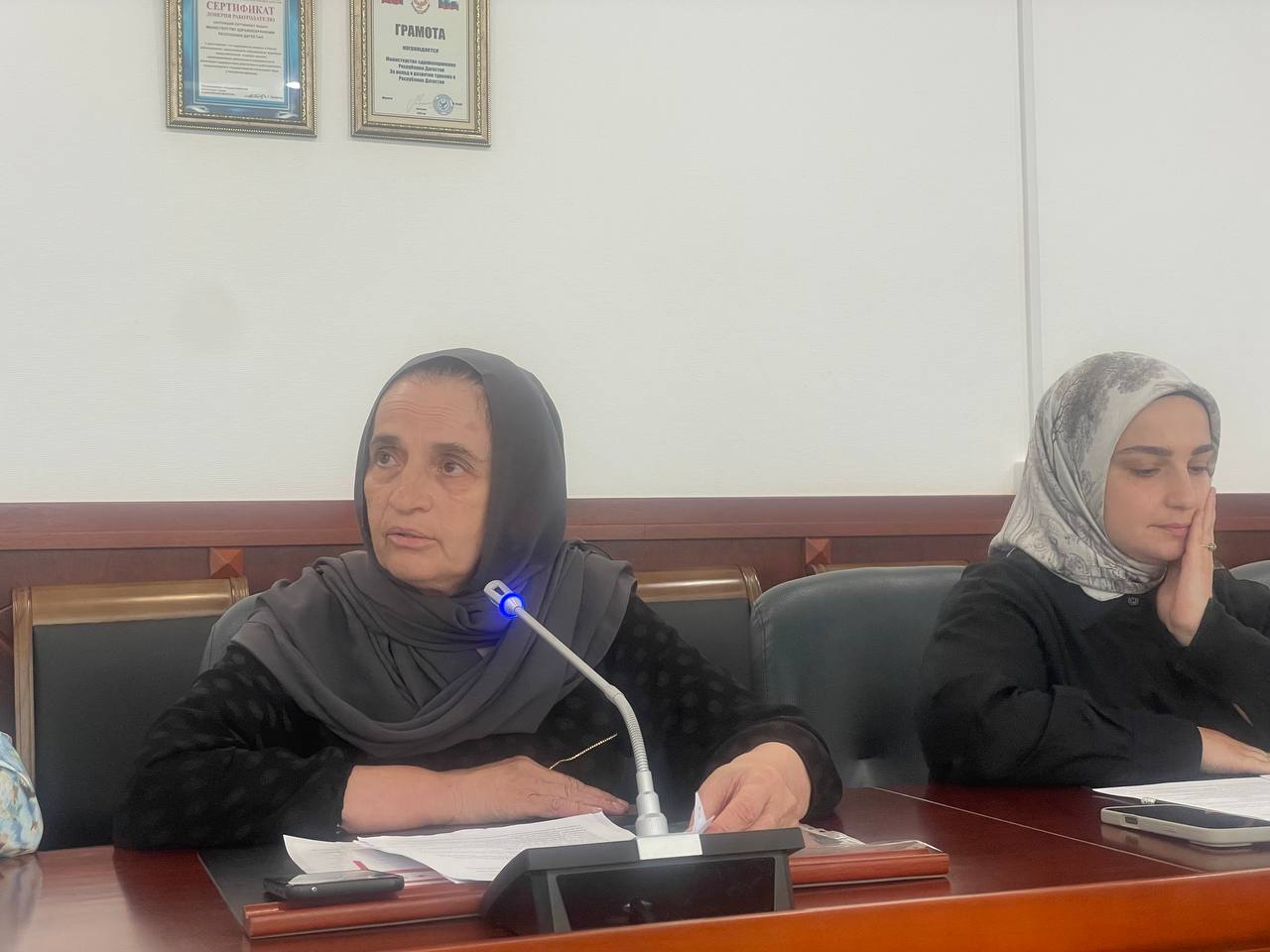 в Минздраве Дагестана состоялся Оперштаб с подведомственными организациями под руководством врио министра здравоохранения РД Алиомара Ахмедова